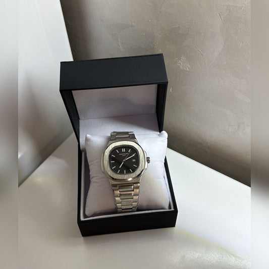 Montre Patek Philippe Nautilus tableau Noir - Homme